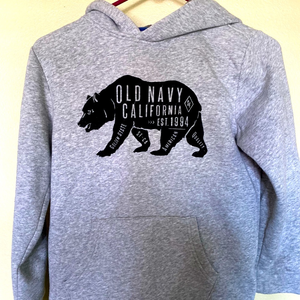 OLD NAVY boys large gray hoodie with Cali Bear